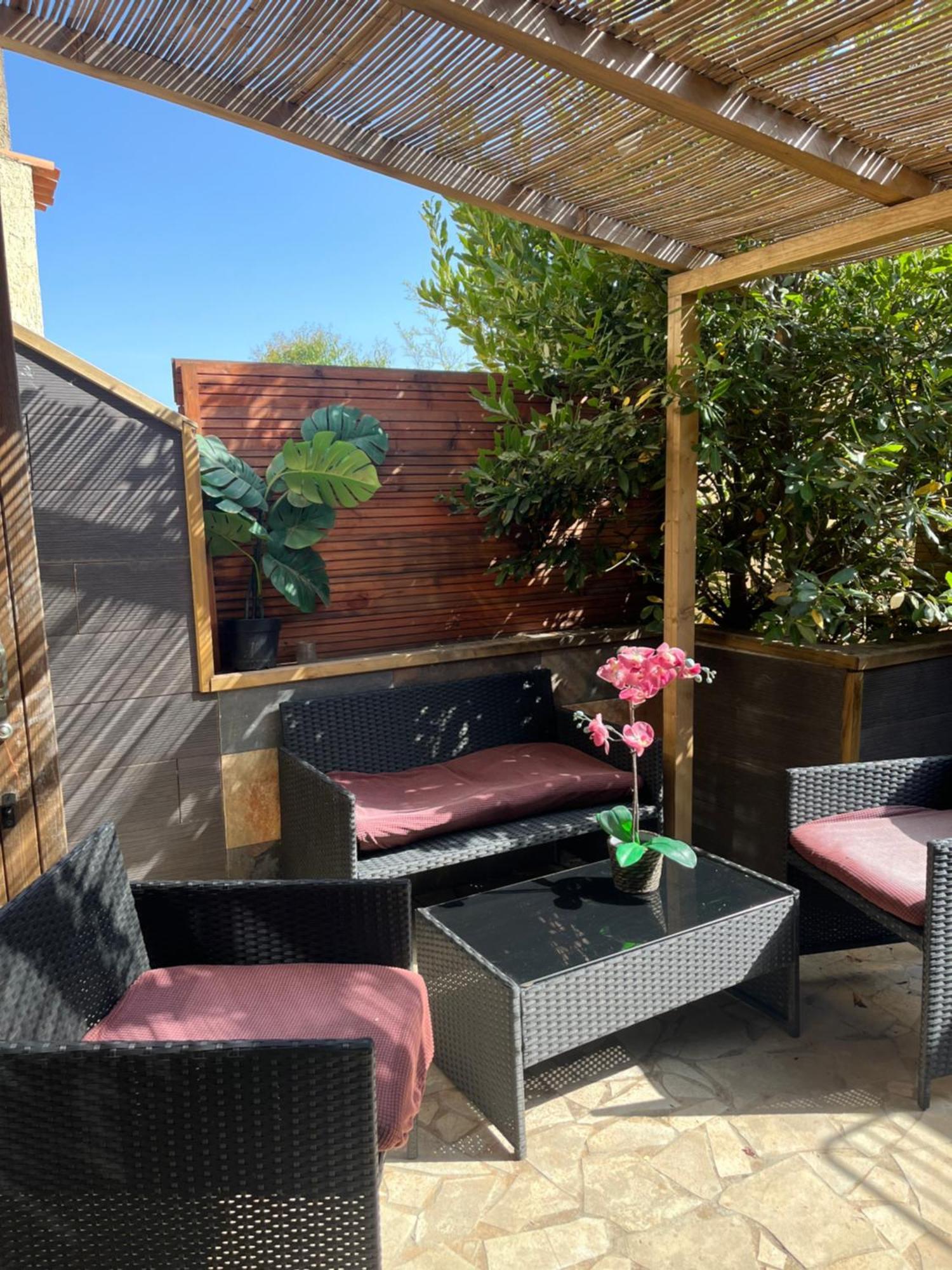Reves De Vie Studio Avec Terrasse Le Figuerolles Cassis Exteriör bild